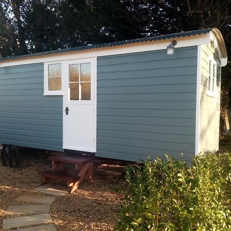 Yew Tree View Luxury Shepherd'S Hut Sturminster Newton Eksteriør billede