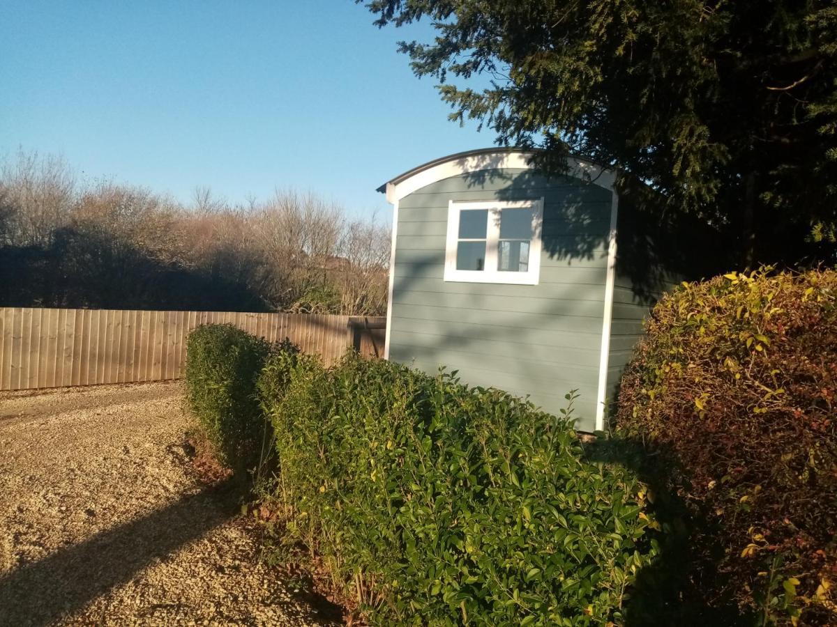 Yew Tree View Luxury Shepherd'S Hut Sturminster Newton Eksteriør billede